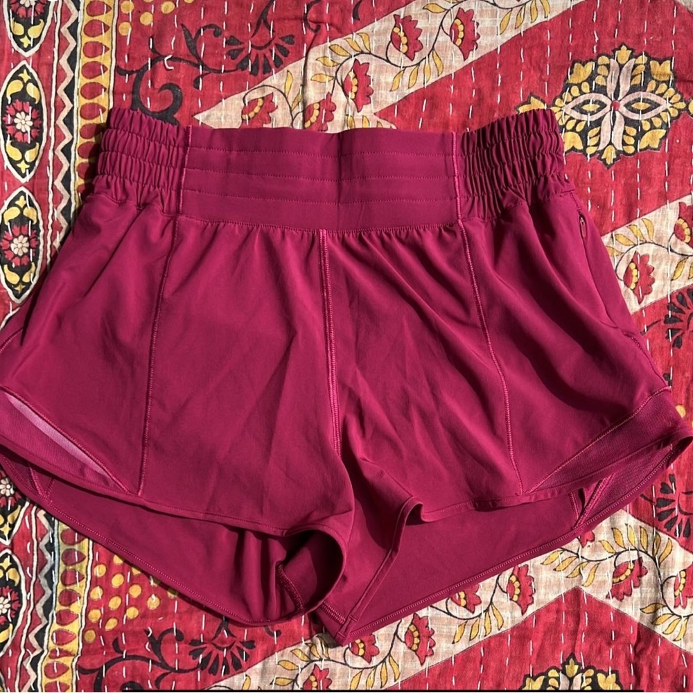 Hotty hot high rise 2.5 shorts
